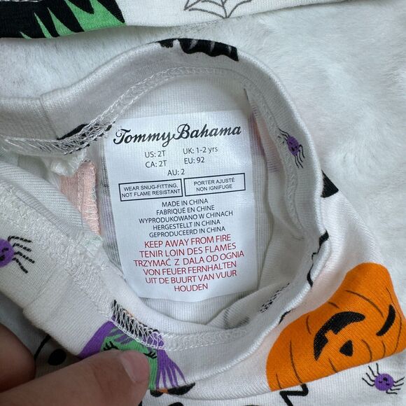 Tommy Bahama Kids Halloween Pajama Set‎ 3T (Top) Bottom (2T) Ghost Pumpkin - Picture 7 of 8
